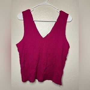 A New Day Magenta Crinkle V-Neck
Sleeveless Pullover Top Size XL Womens
NWT